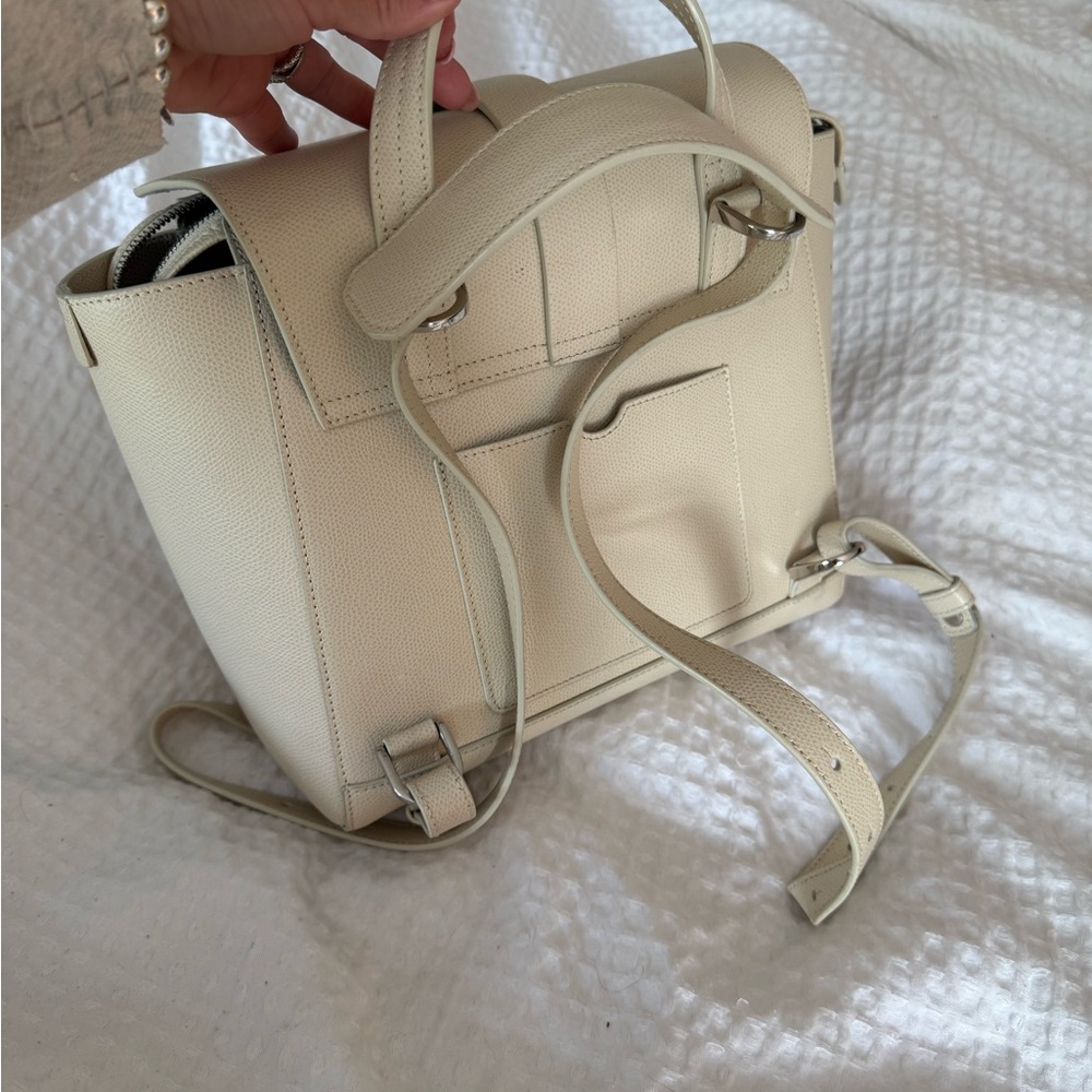 Senreve Cream Backpack Structured Design - Picture 4 of 9